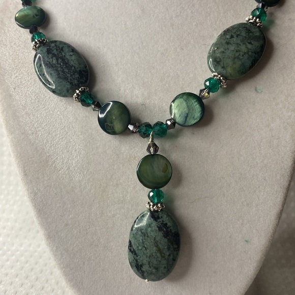 Handcrafted Teal Serpentine and Teal Shell Necklace - Picture 2 of 5
